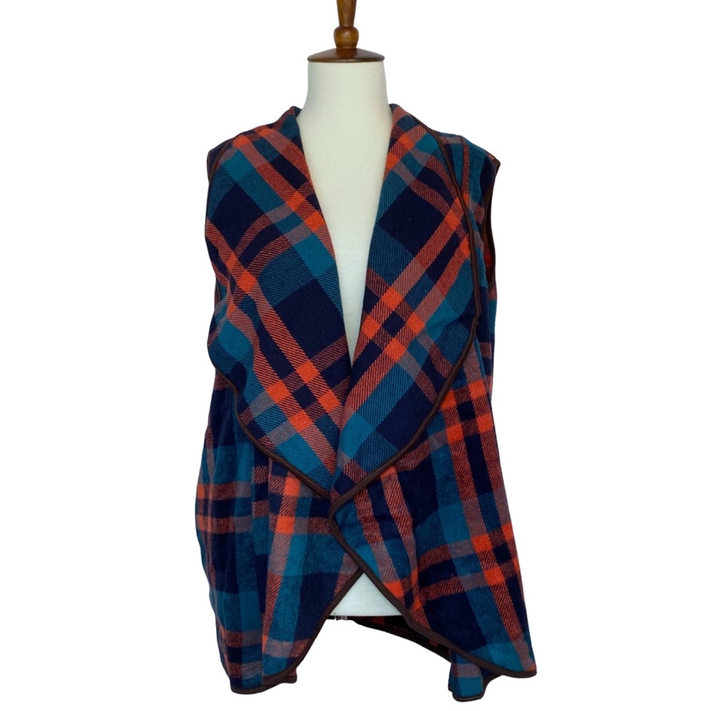 Buffalo Plaid Asymmetric Sleeveless Vest Cardigan - Picture 7 of 16